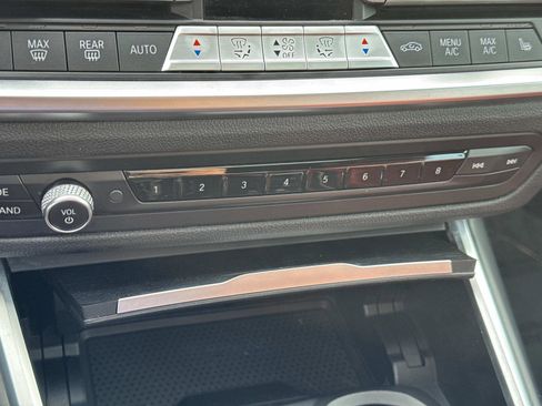 Used 2022 BMW 330i 330i Sedan North America RWD w/ M Sport Package image 23