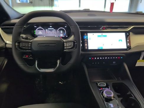 New 2026 Jeep Cherokee Laredo AWD/4WD image 18