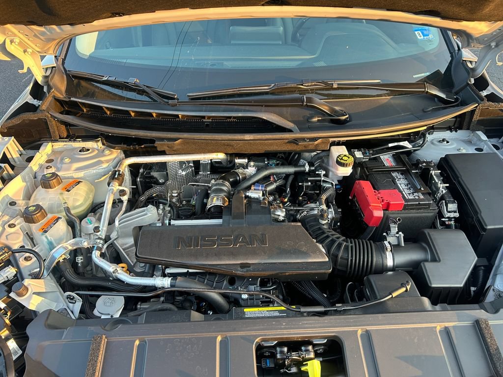 Used 2026 Nissan Rogue SV AWD/4WD image 17