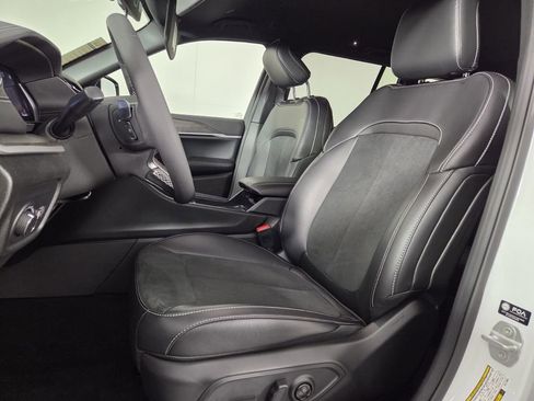 New 2026 Jeep Grand Cherokee Altitude image 15