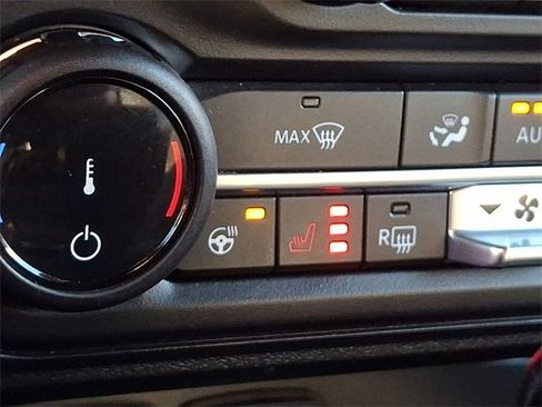 Used 2022 Ford Bronco Wildtrak image 23