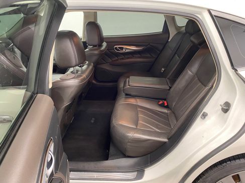 Used 2016 INFINITI Q70 L 3.7 w/ Deluxe Touring Package image 37