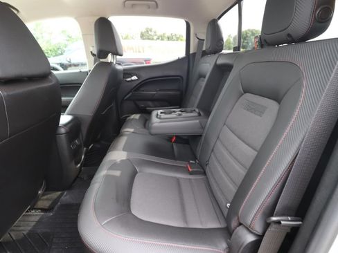 Used 2018 GMC Canyon All Terrain AWD/4WD image 4