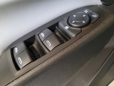 Used 2024 Chevrolet Equinox LS w/ LS Convenience Package image 27