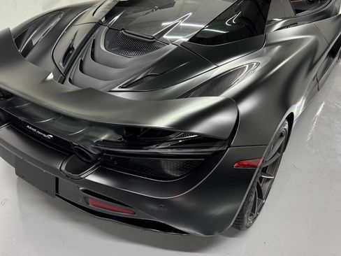 Used 2020 McLaren 720S Spider image 15