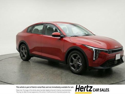 Used 2025 Kia K4 FWD image 1