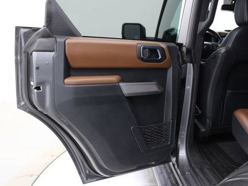 Used 2023 Ford Bronco Outer Banks AWD/4WD image 40