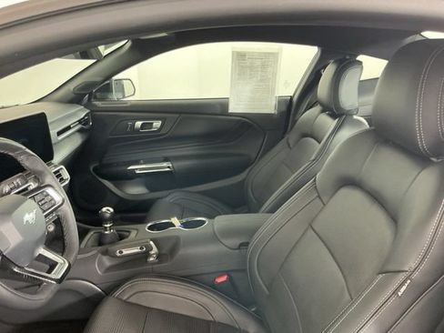 Used 2026 Ford Mustang GT Premium w/ GT Performance Package RWD image 14