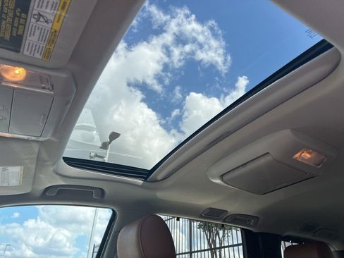 Used 2019 Toyota Sequoia Platinum image 10