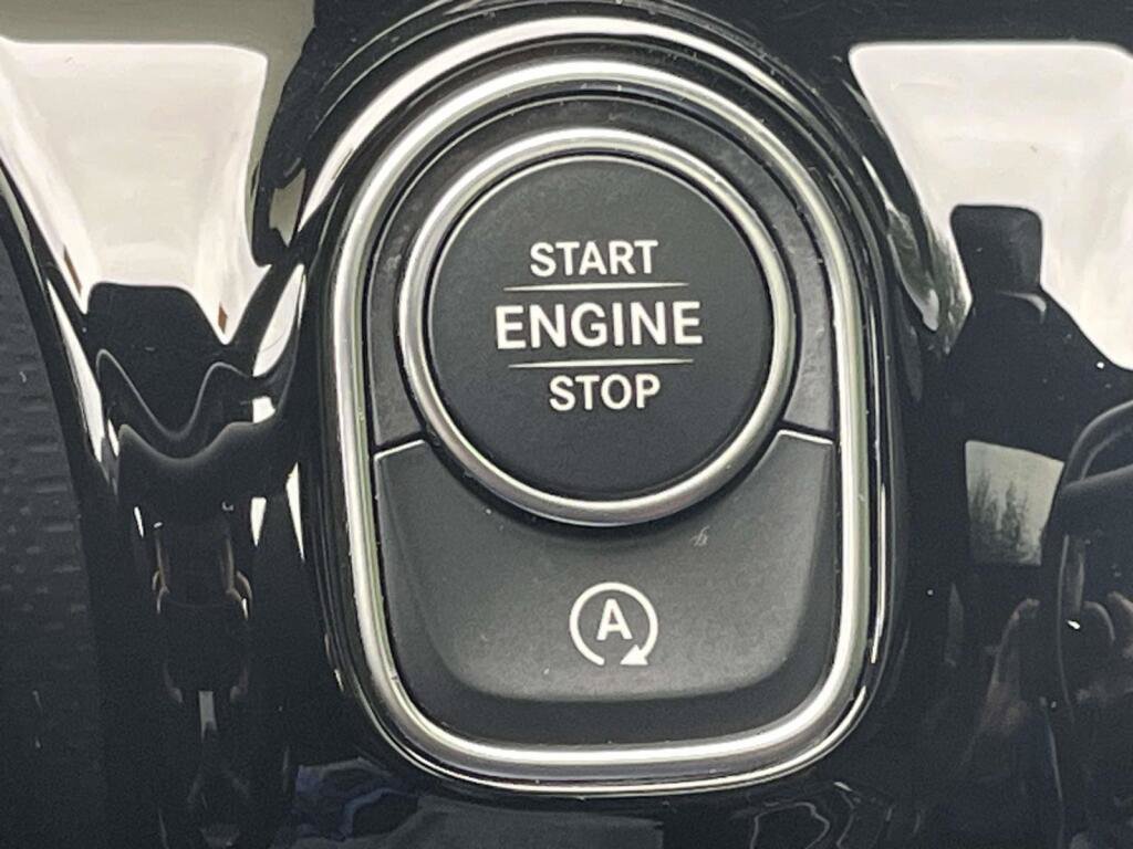 Certified 2023 Mercedes-Benz CLA 250 4MATIC image 37