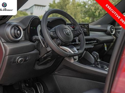 New 2025 Alfa Romeo Tonale w/ Premium Package AWD/4WD image 8