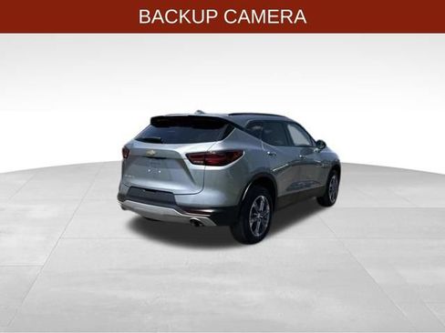 Used 2024 Chevrolet Blazer LT w/ Convenience Package FWD image 7
