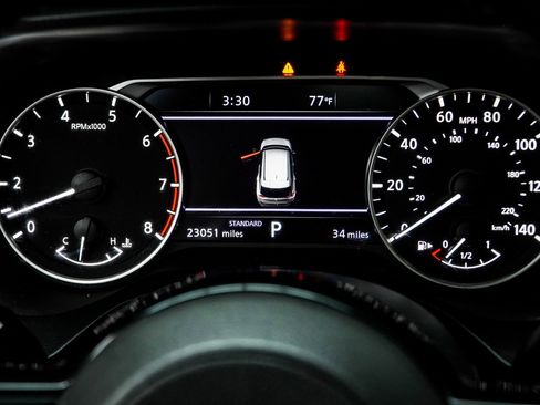 Used 2023 Nissan Rogue SL w/ SL Premium Package image 26