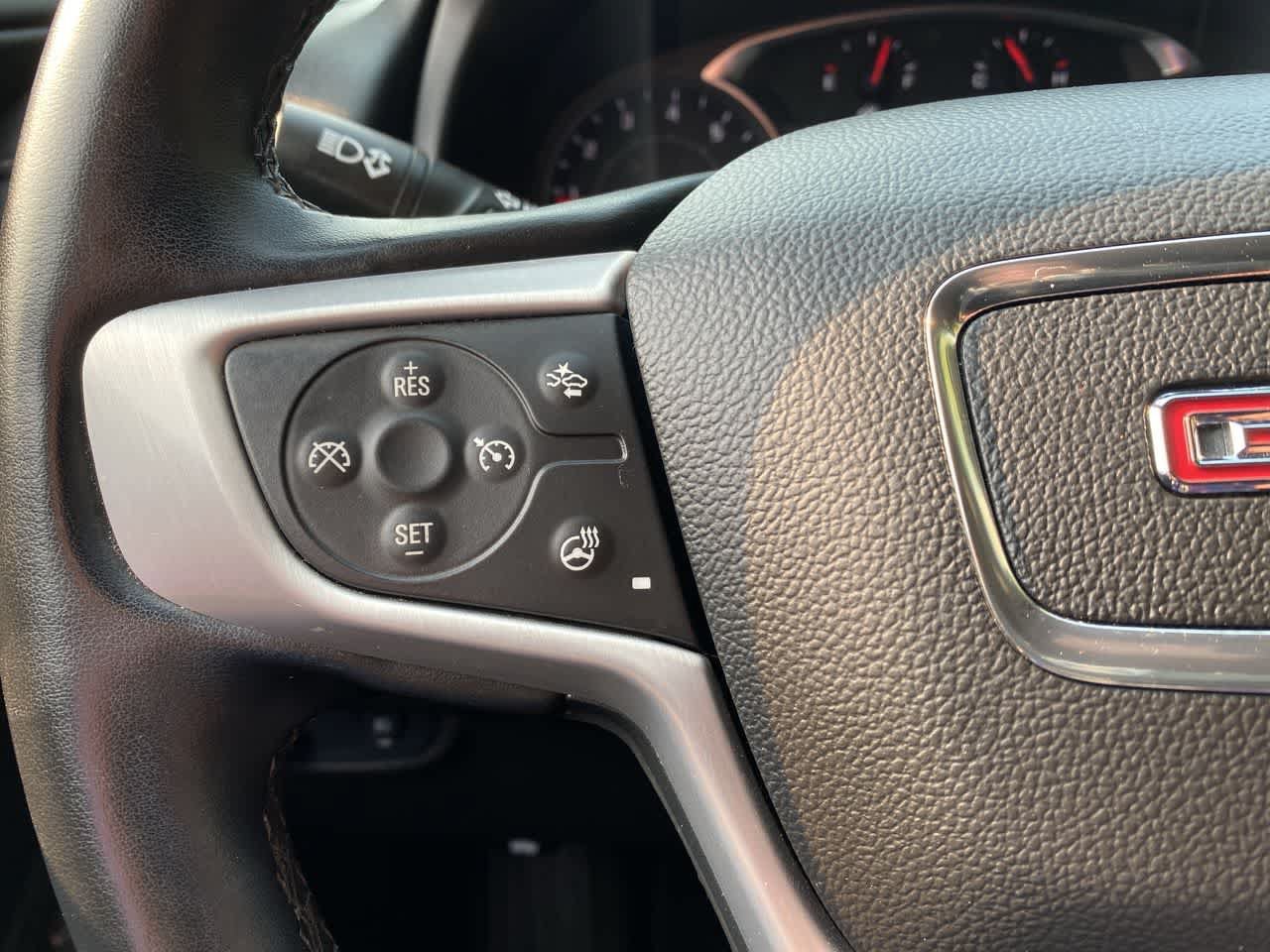 Used 2024 GMC Terrain SLT AWD/4WD image 20