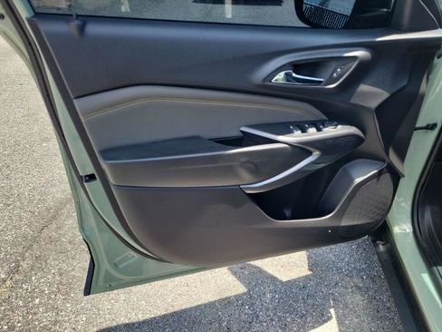 Used 2025 Chevrolet Trax ACTIV w/ Driver Confidence Package FWD image 20