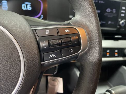 Used 2024 Kia Sportage LX image 24