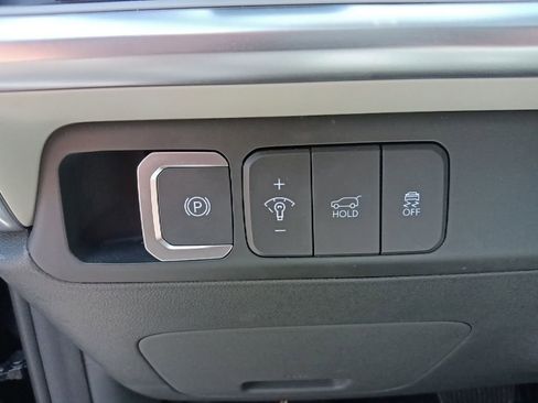 Used 2026 Hyundai Santa Fe SEL FWD image 17