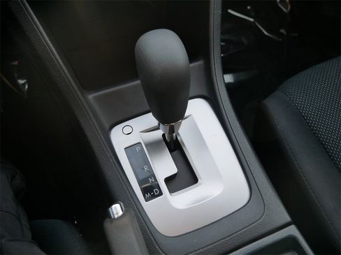 Used 2014 Subaru Impreza 2.0i Premium w/ All-Weather Package w/CVT image 29