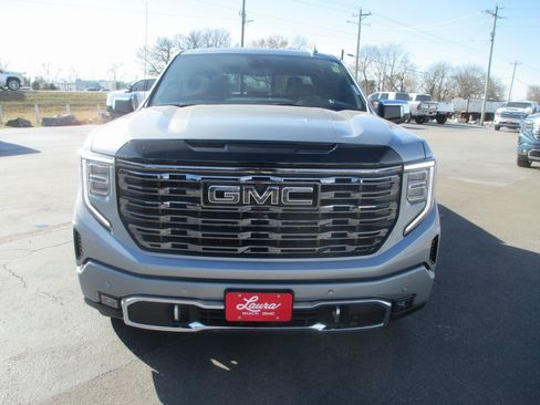 Used 2025 GMC Sierra 1500 Denali Ultimate image 14