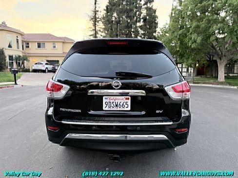 Used 2013 Nissan Pathfinder SV FWD image 5