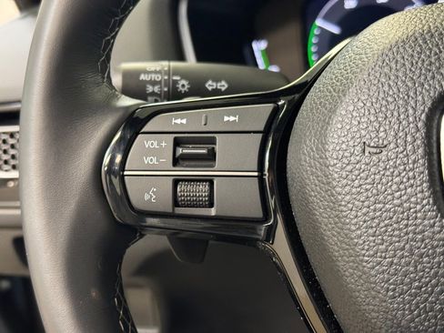 Used 2025 Honda Civic Sport Touring image 31