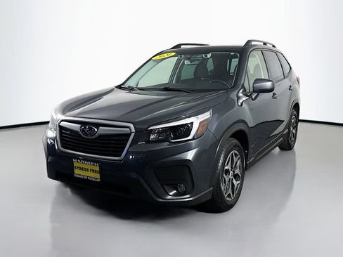 Used 2021 Subaru Forester Premium w/ Popular Package #1 AWD/4WD image 4