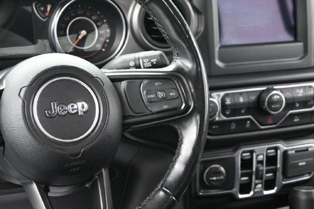 Used 2022 Jeep Gladiator Sport AWD/4WD image 25