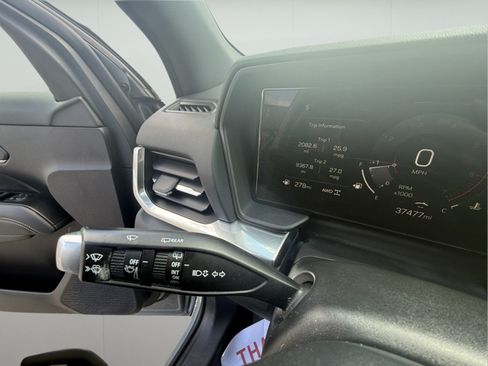 Used 2025 GMC Terrain Elevation AWD/4WD image 23