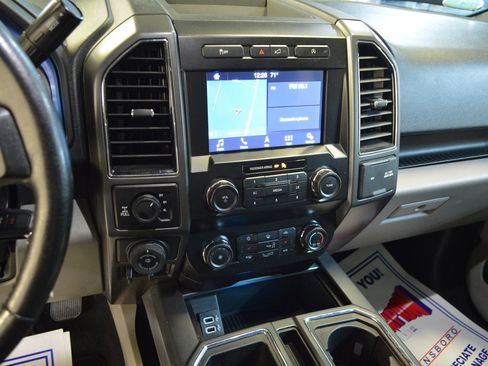 Used 2019 Ford F150 XLT w/ Equipment Group 302A Luxury image 18