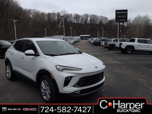 Used 2026 Buick Encore GX Preferred w/ Comfort Package AWD/4WD image 1