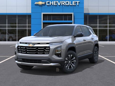 New 2026 Chevrolet Equinox LT AWD/4WD image 6