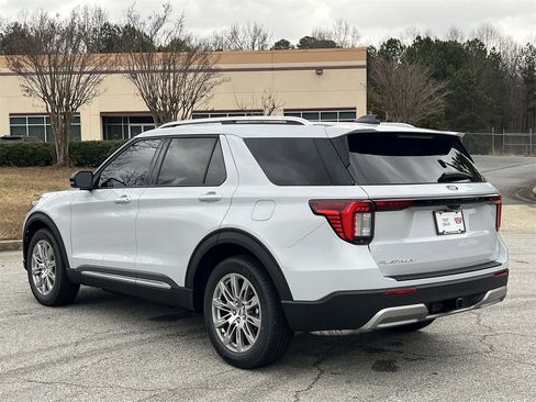 New 2026 Ford Explorer Platinum image 27