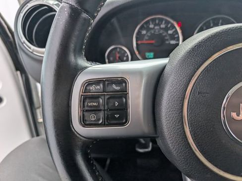 Used 2013 Jeep Wrangler Unlimited Sport image 12