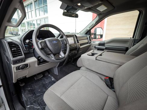 Used 2022 Ford F250 XLT w/ XLT Value Package AWD/4WD image 12