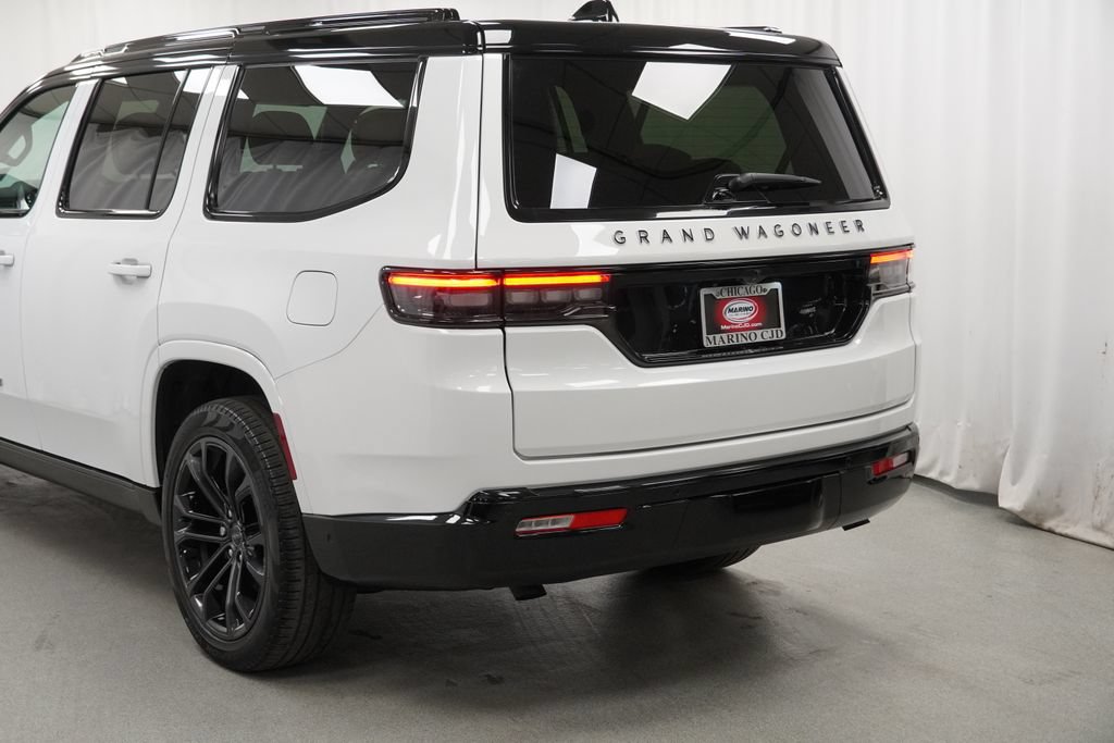 Used 2024 Jeep Grand Wagoneer Series III w/ Quick Order Packagew 28T AWD/4WD image 24