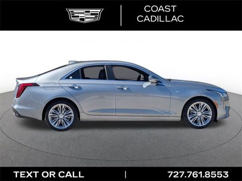 Used 2025 Cadillac CT4 Premium Luxury image 5