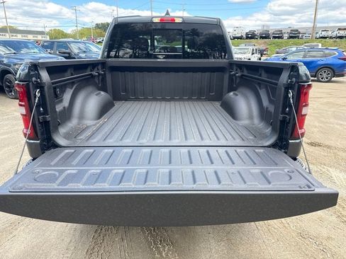 New 2026 RAM 1500 4x4 Crew Cab image 25