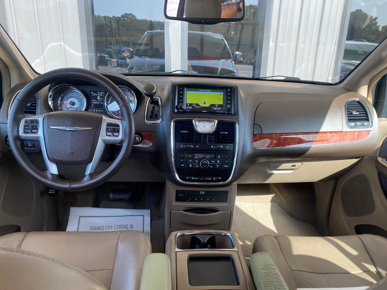 Used 2014 Chrysler Town & Country Touring-L w/ Driver Convenience Group FWD image 20