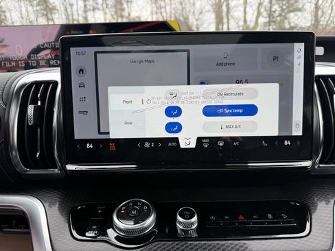 New 2026 Ford Expedition Platinum image 16