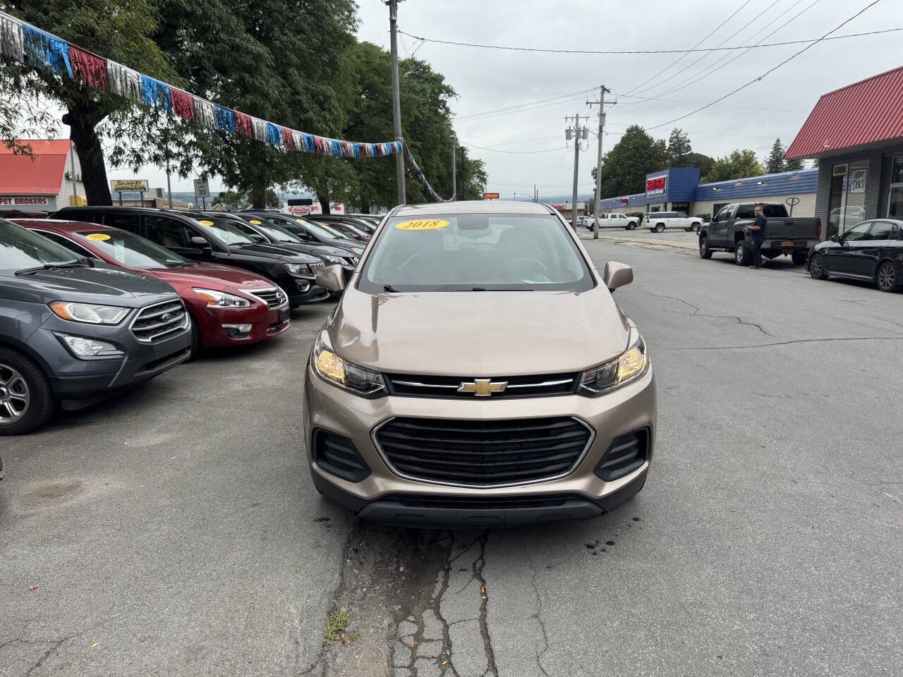 Used 2018 Chevrolet Trax LS FWD image 3