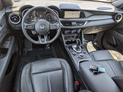 Used 2023 Alfa Romeo Stelvio Sprint AWD/4WD image 19