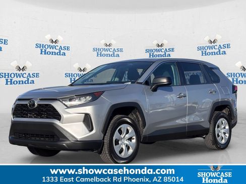 Used 2022 Toyota RAV4 LE FWD image 1