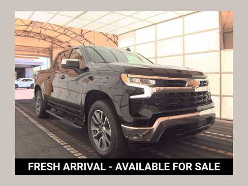 Used 2023 Chevrolet Silverado 1500 LT image 1