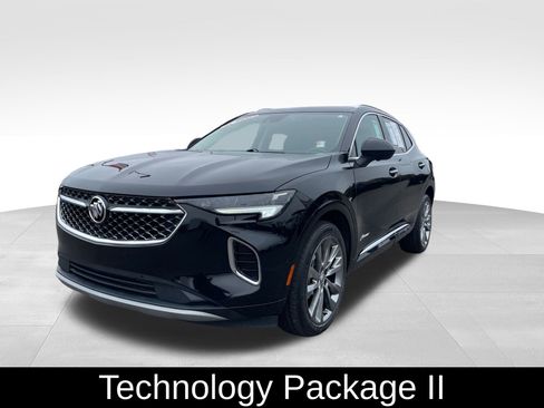 Used 2022 Buick Envision Avenir w/ Technology Package II image 3