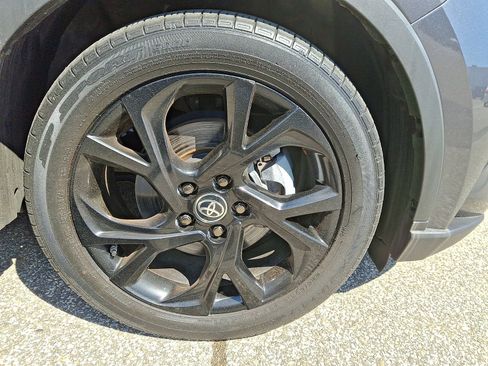 Used 2021 Toyota C-HR Nightshade image 8