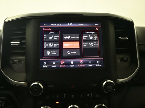 Used 2020 RAM 1500 Laramie w/ Sport Appearance Package AWD/4WD image 27