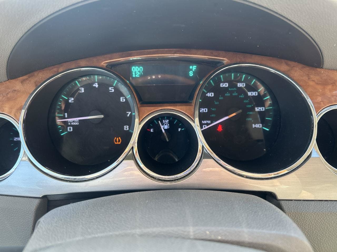 Used 2011 Buick Enclave CXL FWD image 20