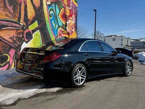 Used 2019 Mercedes-Benz S 560 4MATIC Sedan w/ AMG Line Exterior image 15