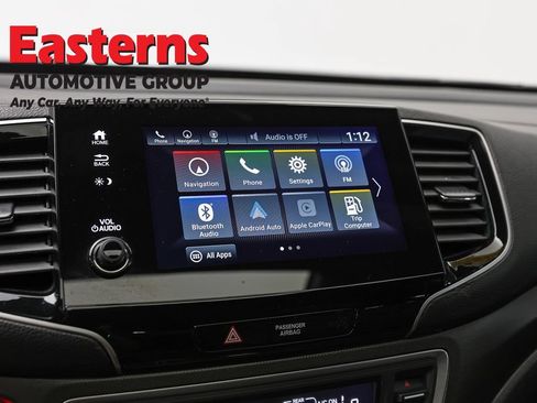 Used 2022 Honda Pilot TrailSport image 18