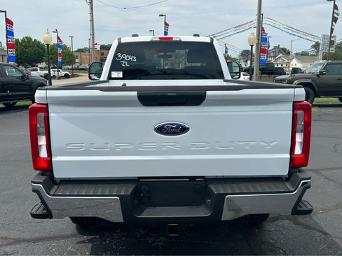 New 2026 Ford F250 XLT AWD/4WD image 3